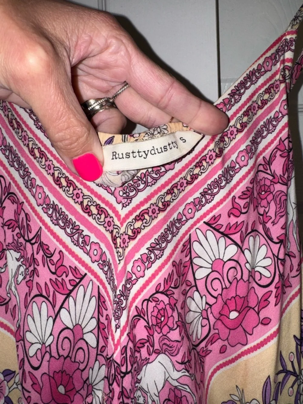 Rusttydustty Floral Boho Maxi Dress Pink Beige V-Neck Tassel Tie Size S - Picture 4 of 9